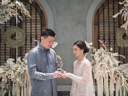 Resmi Menikah, Tengok Potret Kemesraan Nadia Saphira dan Mikael Mirdad