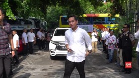 VIDEO: Putra Sulung Jokowi Daftar Bakal Calon Wali kota Solo