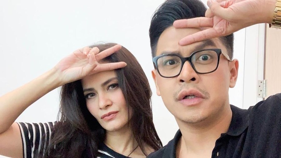 Cut Tari akan menikah hari ini, Kamis (12/12) dengan Richard Kevin di Taman Kajoe, Jakarta Selatan. Sahabat Cut Tari pun menyampakan pesan menyentuh.