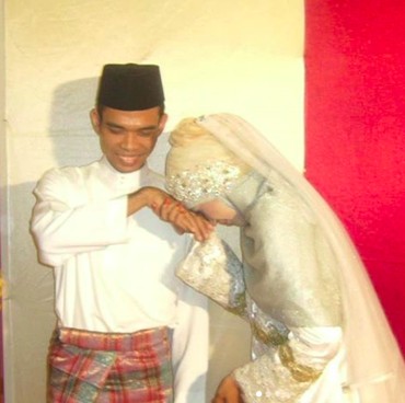 Tak Terima Putusan Cerai, Mantan Istri UAS Ajukan Banding