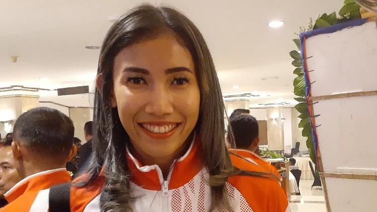 Emilia Nova akan mendapat bonus 500 juta setelah meraih emas di SEA Games 2019. Ia berencana untuk memberangkatkan ibunya umrah.