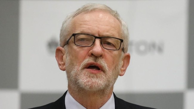 Pemimpin Partai Buruh Jeremy Corbyn menyatakan tak akan mencalonkan diri jadi perdana menteri Inggris lagi setelah diprediksi kalah suara dalam pemilu 2019.