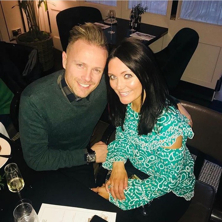 Nicky Westlife yang punya nama lengkap Nicholas Bernard James Adam Byrne ini resmi menikah dengan Georgina Ahern pada 3 Agustus 2003.