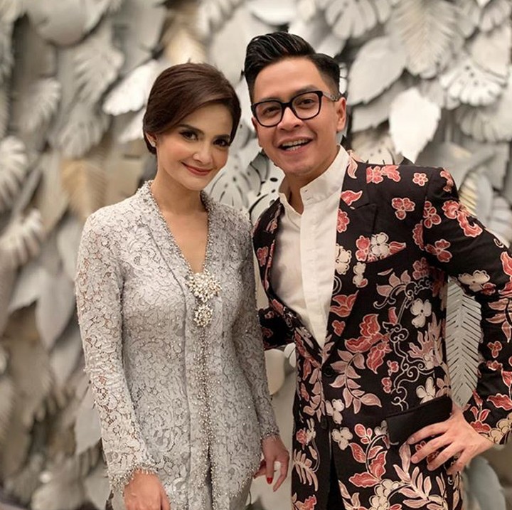 <p>Senyum menawan Cut Tari di hari bahagianya. (Foto: Instagram)</p>