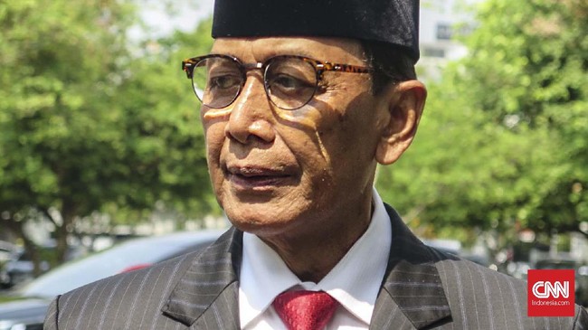 Ketua Wantimpres Wiranto mewanti-wanti Panglima TNI Jenderal Agus Subiyanto tentang netralitas TNI dalam Pilpres 2024.