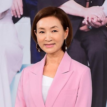 Aktris Korea Jung Ae Ri Alami Kecelakaan Mobil