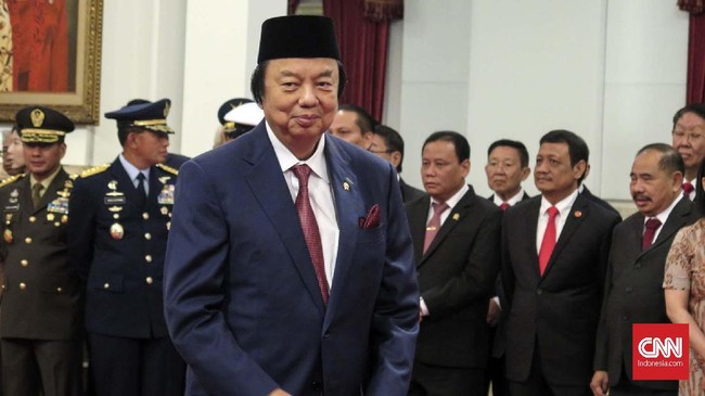 Tiga pembisik Jokowi yang jadi anggota Wantimpres, yakni Tahir, Putri, dan Arifin, berjanji tidak akan memanfaatkan jabatan untuk kepentingan bisnis.