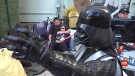 VIDEO: Fan Berkemah Jelang Star Wars Episode 9 Rilis