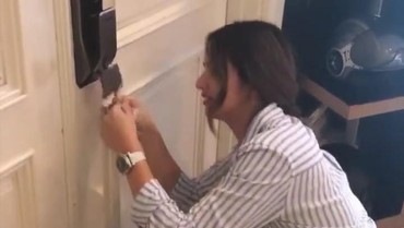Nia Ramadhani Nggak Bisa Buka Pintu Kamarnya Sendiri, Saking Canggihnya