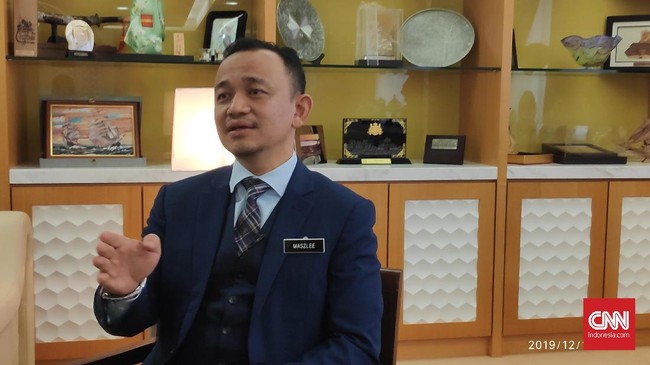Menteri Pendidikan Malaysia, Maszlee Malik (46), memutuskan mengundurkan diri sejak Jumat (3/1) lalu akibat kebijakannya dikritik habis-habisan.