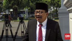 Pengamat soal Pakde Karwo Pindah Partai: Rugi Demokrat, Untung Golkar