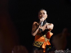 Agnez Mo Optimis Geser BTS di iHeartRadio Music Awards 2020