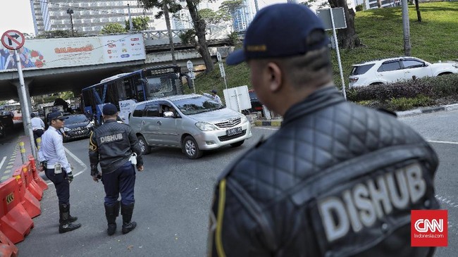 Tiga titik di Jakarta bakal jadi pusat demo BBM hari ini. Polisi menyiapkan sejumlah rekayasa lalu lintas.