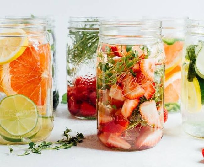Cara Membuat Infused Water untuk Diet, Aman untuk Turunkan Berat Badan