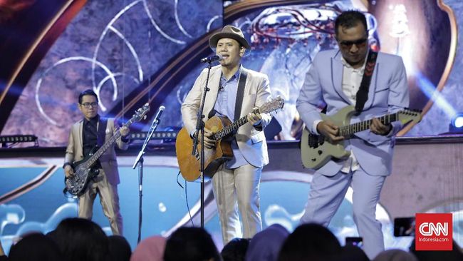 Aksi Apik Padi Reborn di Konser Begitu Indah