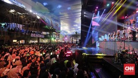Dendang Pesohor Dangdut Warnai Malam Puncak HUT 18 Transmedia
