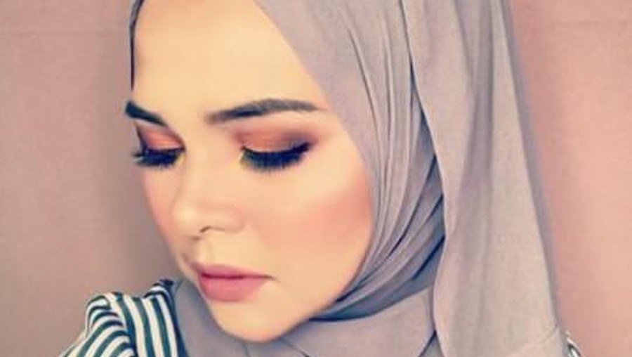 Rosmanizar digugat cerai Enji pada Juli 2017 lalu ke Pengadilan Agama Jakarta Timur.