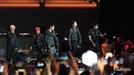 EXO Guncang Panggung HUT Transmedia dengan 'Love Shot' & 'Ooh La La La' Di penampilan pertamanya untuk HUT Transmedia ke-18, EXO membawakan dua lagu, Love Shot dan Ooh La La La.