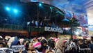 Histeris, Ribuan EXO-L Padati Trans Studio Cibubur Ribuan EXO-L sudah mulai memadati lokasi konser HUT Transmedia ke-18. Para penggemar EXO terdengar histeris kala nama idolanya dipanggil satu per satu.