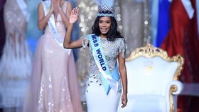 FOTO: Toni-Ann Singh Raih Mahkota Miss World 2019