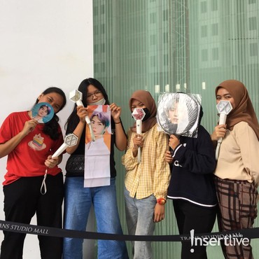 Demi Saksikan Idolanya, 5 EXO-L Ini Datang Sejak Tengah Malam