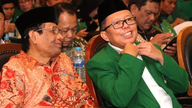 Anggota Komisi III merespons Mahfud MD yang menyebut DPR sempat mengancam pemerintah jika sampai mengeluarkan Perppu batalkan revisi UU KPK.