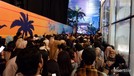 Histeris, Ribuan EXO-L Padati Trans Studio Cibubur Ribuan EXO-L sudah mulai memadati lokasi konser HUT Transmedia ke-18. Para penggemar EXO terdengar histeris kala nama idolanya dipanggil satu per satu.