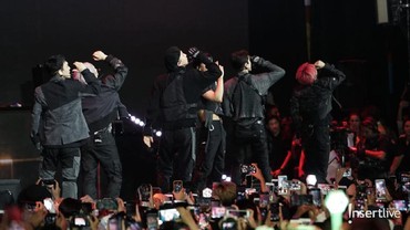 img-title EXO Tampil di HUT Transmedia, Penonton Histeris