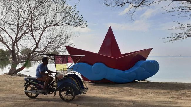 Pulau-pulau wisata di Kepulauan Seribu dipercantik dengan patung karya Asosiasi Pematung Indonesia yang diharapkan menjadi spot selfie para wisatawan.