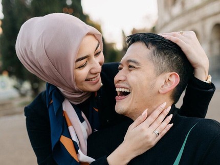 Romantis, Momen Citra Kirana dan Rezky Aditya Honeymoon di Italia