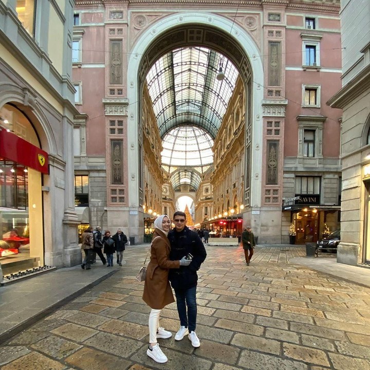 Italia dipilih menjadi tempat bulan madu karena ada lokasi-lokasi yang ingin Citra dan Rezky kunjungi, Bunda. (Foto: Instagram @thereal_rezkyadhitya)