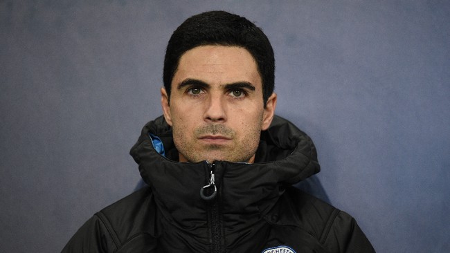 Mikel Arteta resmi jadi pelatih Arsenal menggantikan posisi Unai Emery yang dipecat beberapa pekan lalu.