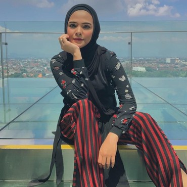 Pengakuan Rosmanizar Sudah Cerai dengan Didi Mahardika