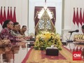 Bertemu Ketua PSSI Iwan Bule, Jokowi Minta Dua Hal