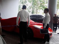 Masih Ada Dua Supercar Ngandang di Mapolda Jatim