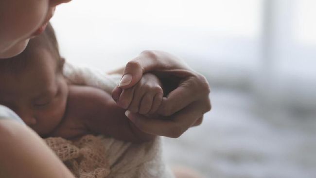 Pro-Kontra Patung Postpartum di London, Dianggap Kurang Gambarkan Realitas Ibu Sebenarnya