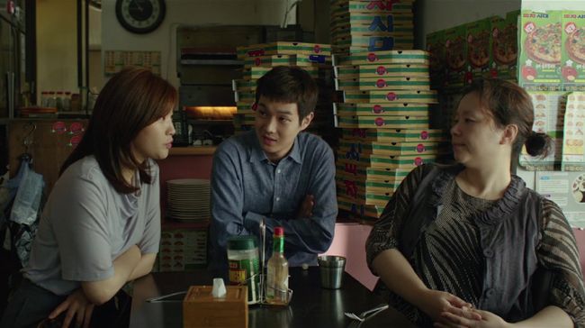 Lokasi syuting Parasite di Korea Selatan semakin ramai dikunjungi turis setelah film itu memborong Piala Oscar tahun ini.