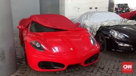 Ancaman Hukuman untuk Orang Kaya Pemilik Mobil Mewah