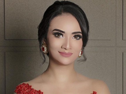 Nikah, Vanessa Angel Bagi-bagi Hadiah buat Netizen