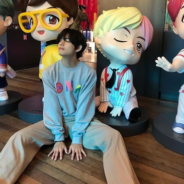 Intip Pemandangan Indah dari Apartemen Mewah Milik V BTS