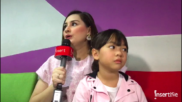 Anak Tak Rewel Ditinggal Kerja, Mona Ratuliu: Yang Rewel Bapaknya