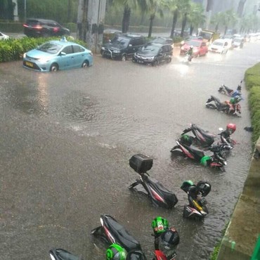 Jakarta Banjir, Curhatan Patah Hati Tersebar di Twitter