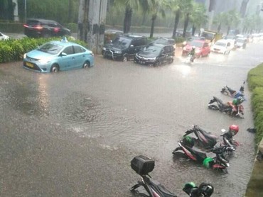 Jakarta Banjir, Curhatan Patah Hati Tersebar di Twitter
