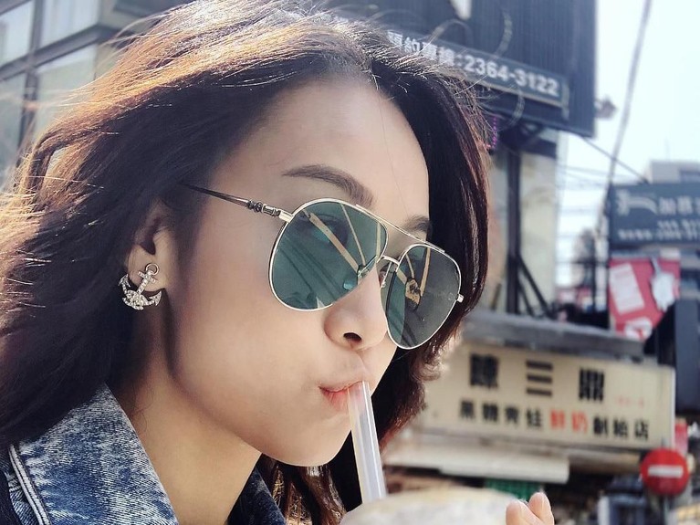 Pesona Jacqueline Wong, artis yang tengah ramai diperbincangkan usai video perselingkuhannya dengan suami orang. Lalu seperti apa pesona Jacqueline Wong?