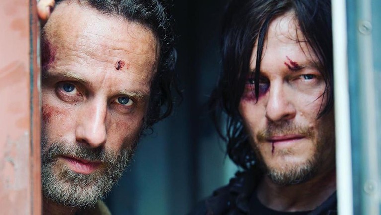 Bioskop Trans TV menayangkan film The Walking Dead Season 1. Lalu apa saja fakta menarik dari serial yang ditunggu-tunggu ini?