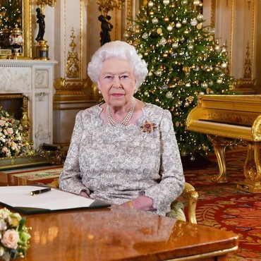 Staf Kerajaan Inggris Positif Corona, Ratu Elizabeth Diungsikan