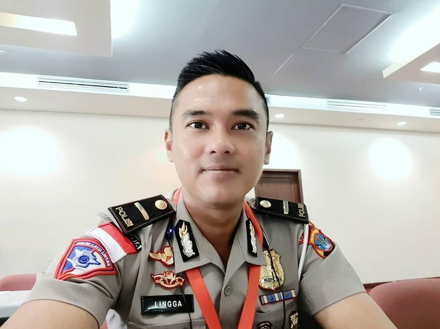 Vanessa Angel menikah dengan seorang pria yang disebut berprofesi sebagai seorang pengusaha.