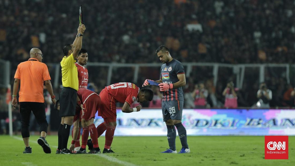 FOTO : Laga Pemungkas Bambang Pamungkas