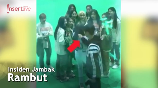 Syuting Program ISAC, Rambut Chuu Loona Dijambak Staf Pria