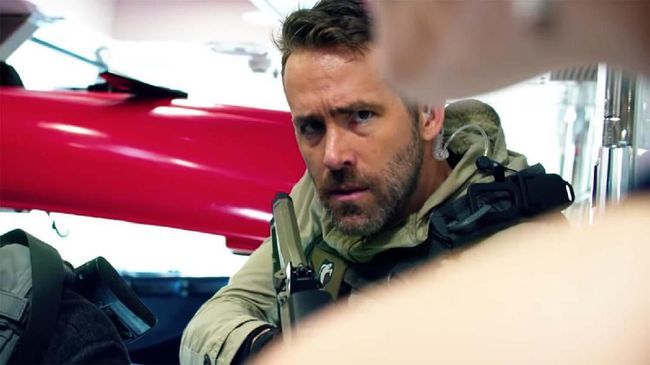 Sutradara Michael Bay kembali menunjukkan ciri khasnya dalam film terbarunya, '6 Underground'. Berikut sinopsis film yang dibintangi Ryan Reynolds itu.